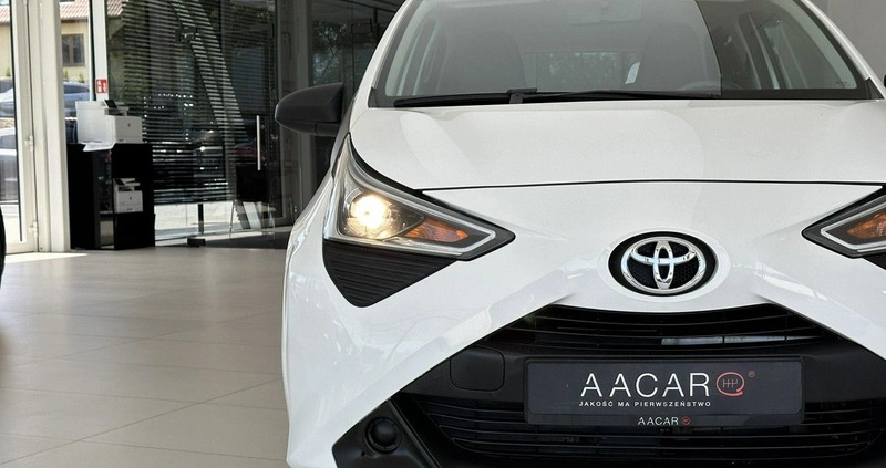 Toyota Aygo cena 35900 przebieg: 119417, rok produkcji 2019 z Grójec małe 781